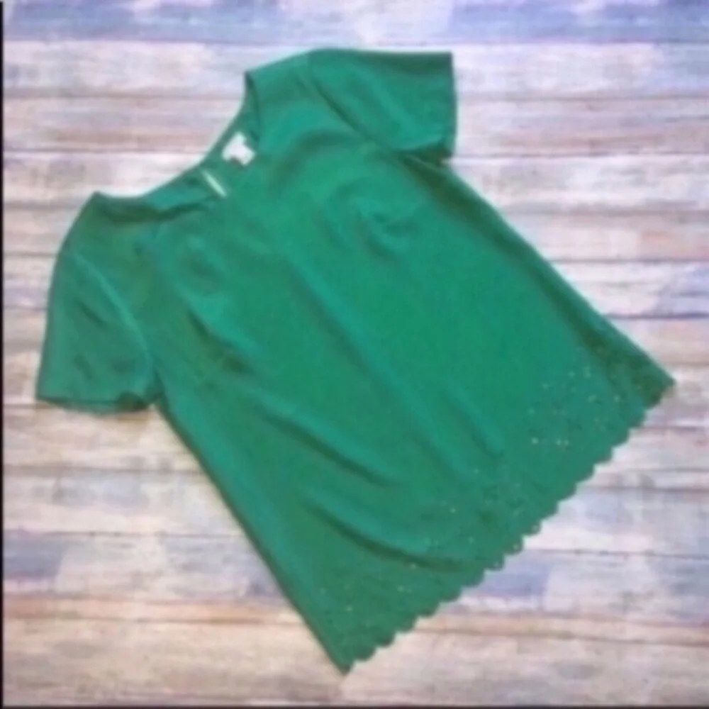 J.Crew Scalloped Hem Eyelet Blouse XXS Green Short Sleeve Laser Cut Top Feminine